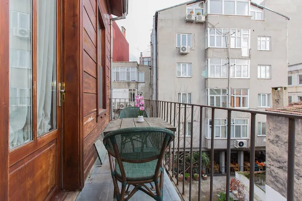 Zenka Rooms Istanbul Hotel